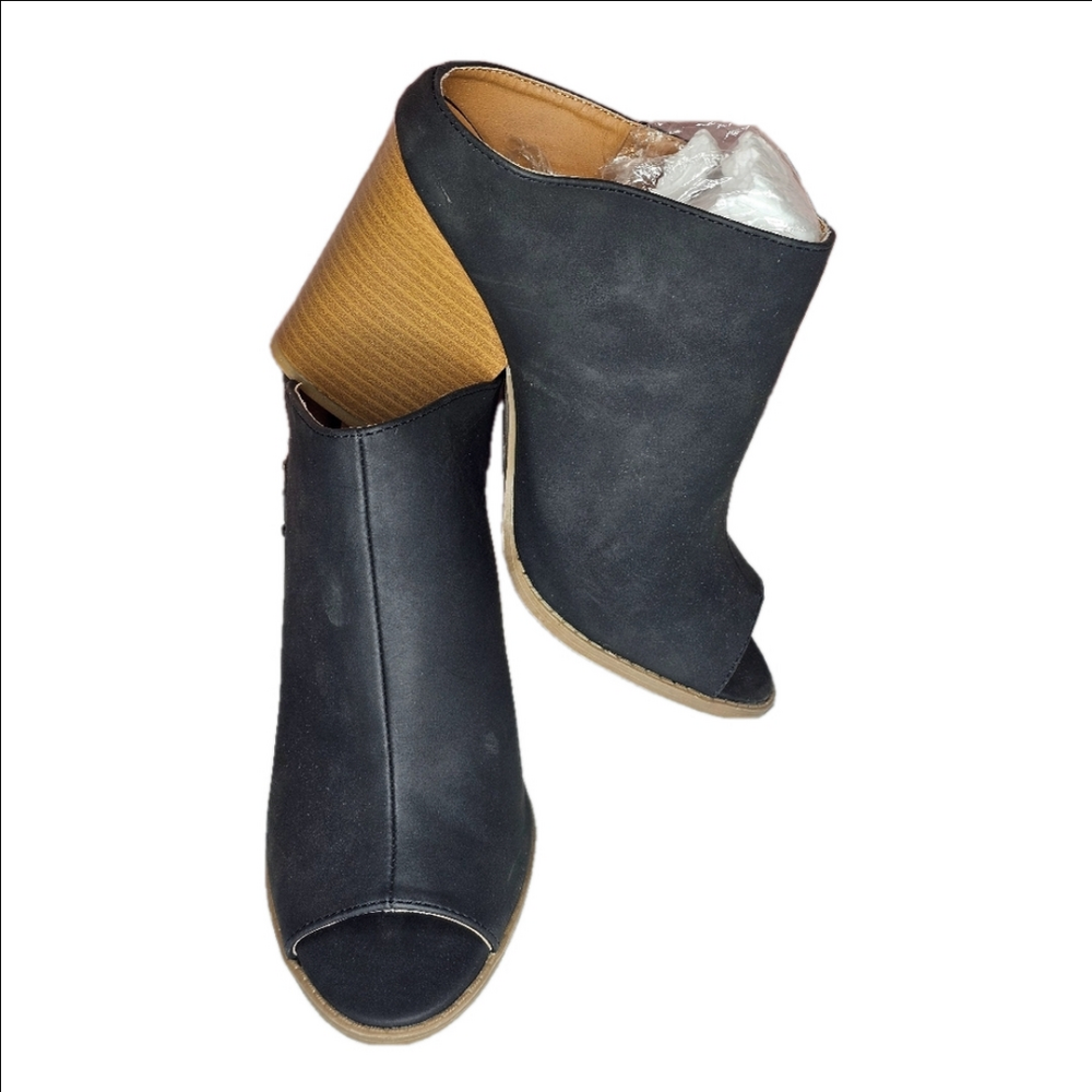Qupid Black Open Toe Mule Heels,Women's Size 8.5